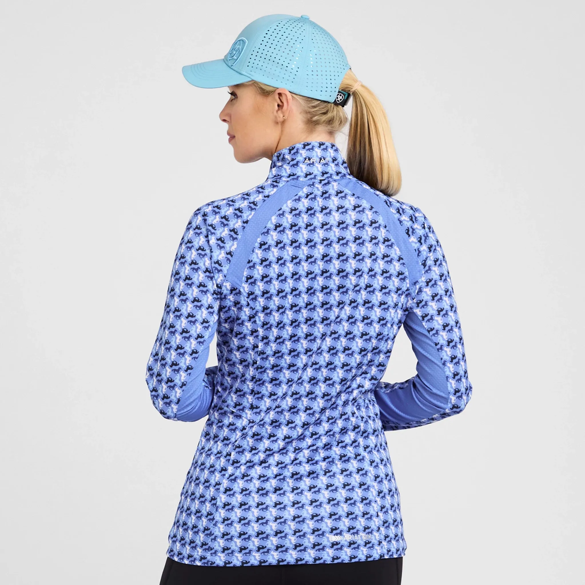 40% OFF - ARIAT Sunstopper 2.0 1/4 Zip Baselayer - Womens - Reykjavik Blue Ditsy Horse - Size: LARGE
