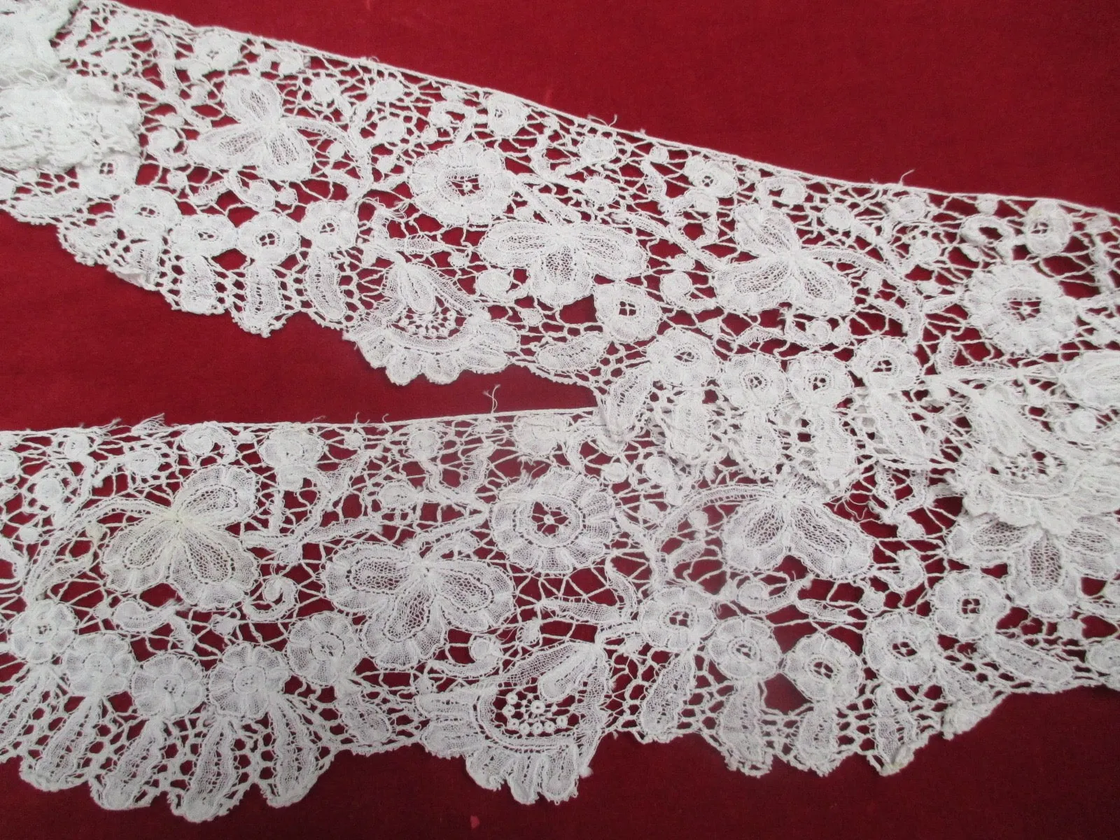 Antique Victorian Duchesse Lace Flounce