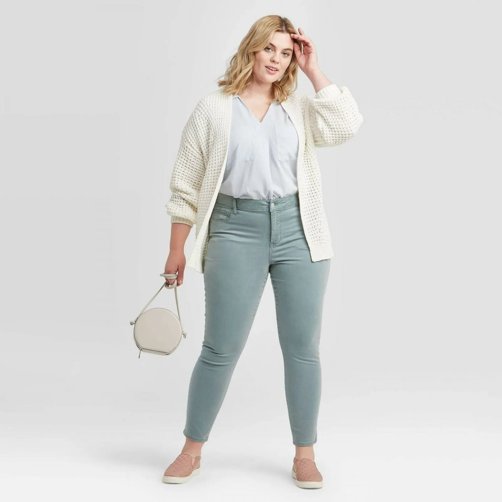 Ava & Viv Women's Plus Size Mid Rise Skinny Jeans
