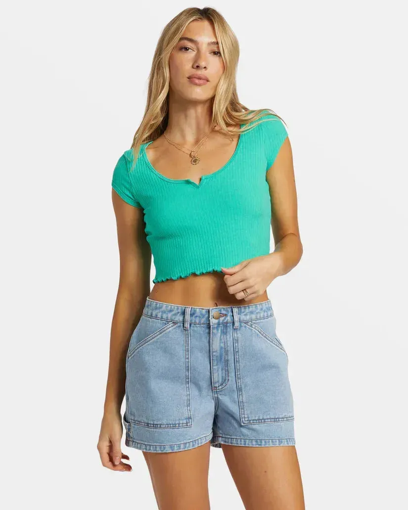 Billabong Women's Notch Cropped T-Shirt