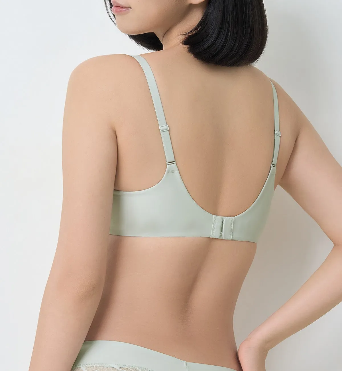 Body Make Up Illusion Lace Wired Push Up Deep V Bra