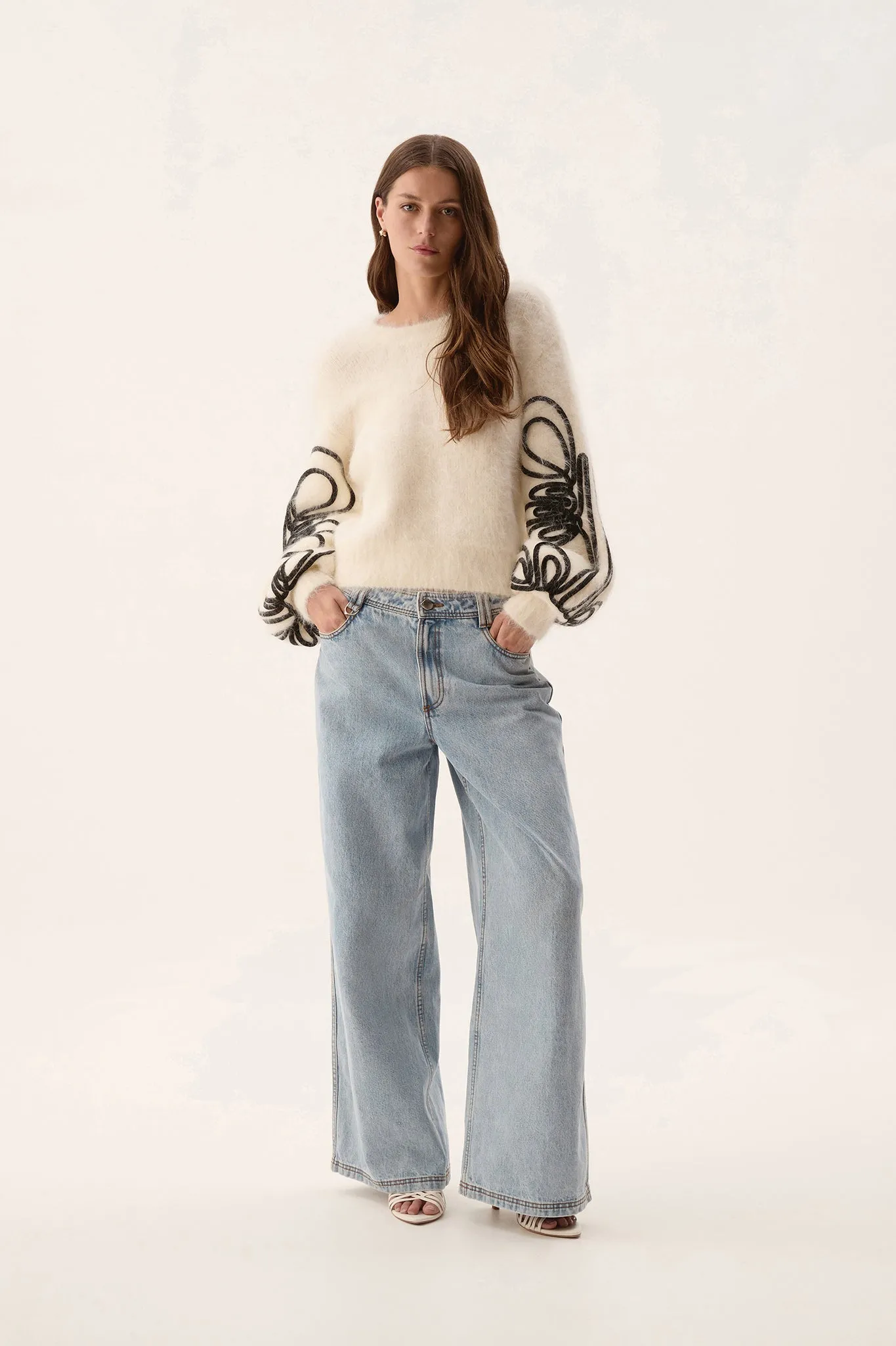 Freeflow Blouson Sleeve Knit