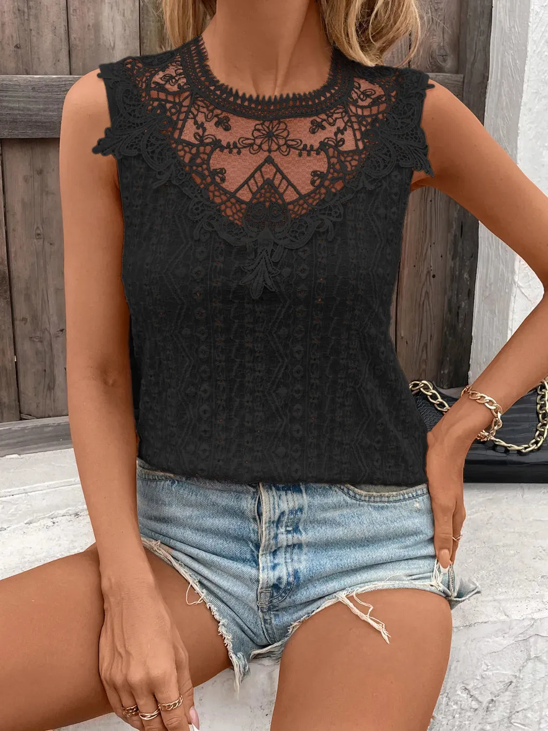Lace Detail Eyelet Round Neck Tank
