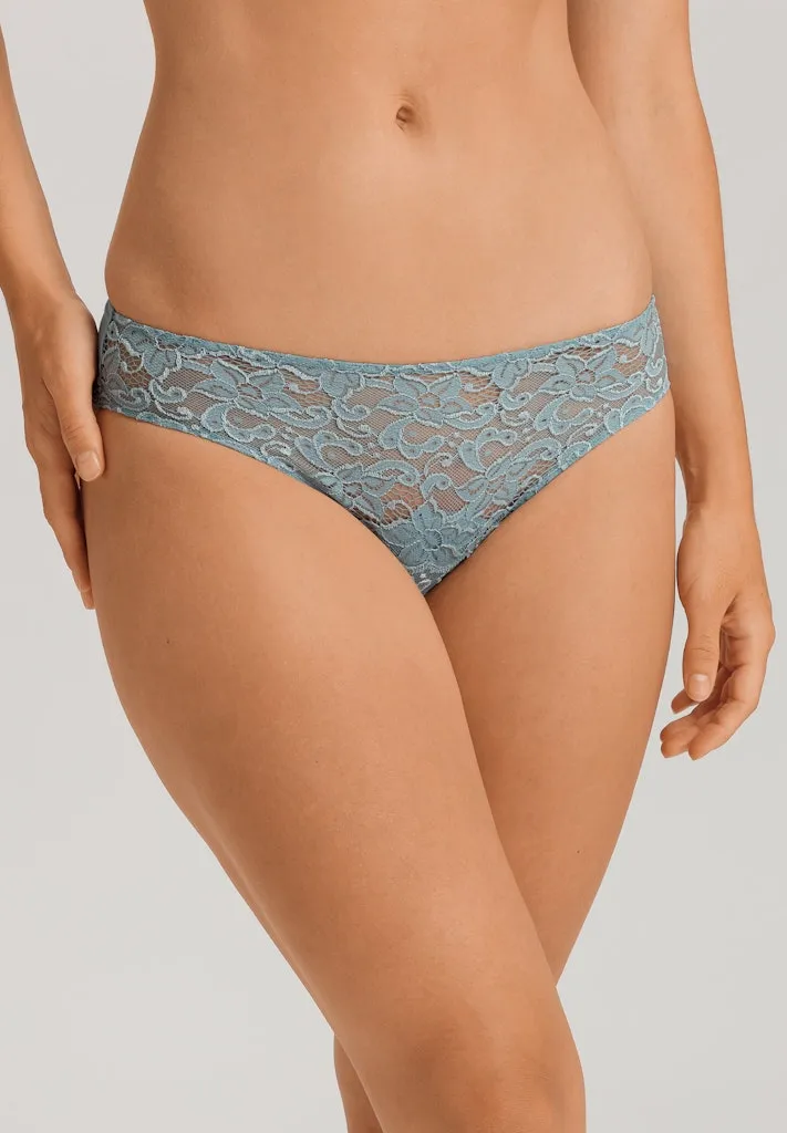 Moments - Mini Briefs