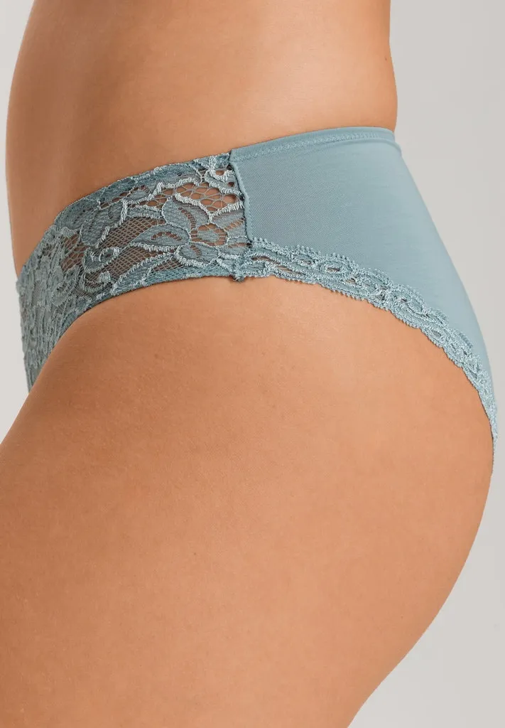 Moments - Mini Briefs