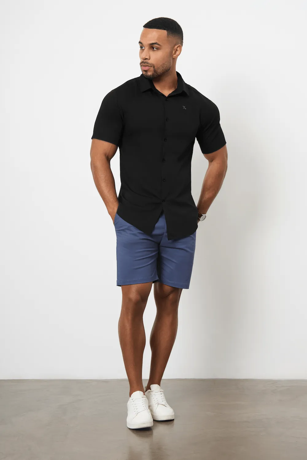 Short Sleeve Bamboo Shirt in Black