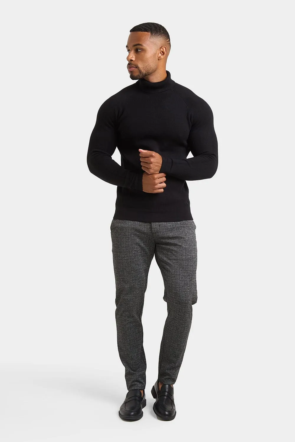 Supersoft Roll Neck in Black