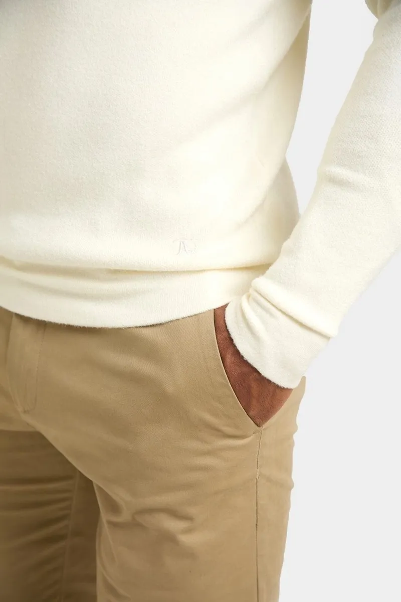 Supersoft Roll Neck in Chalk