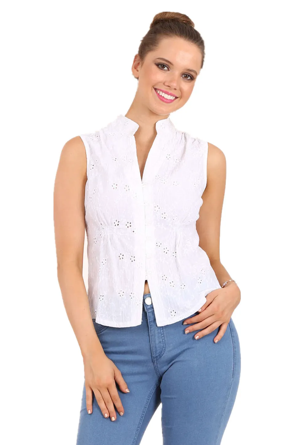 Zuri fitted shirt in eyelet fabric